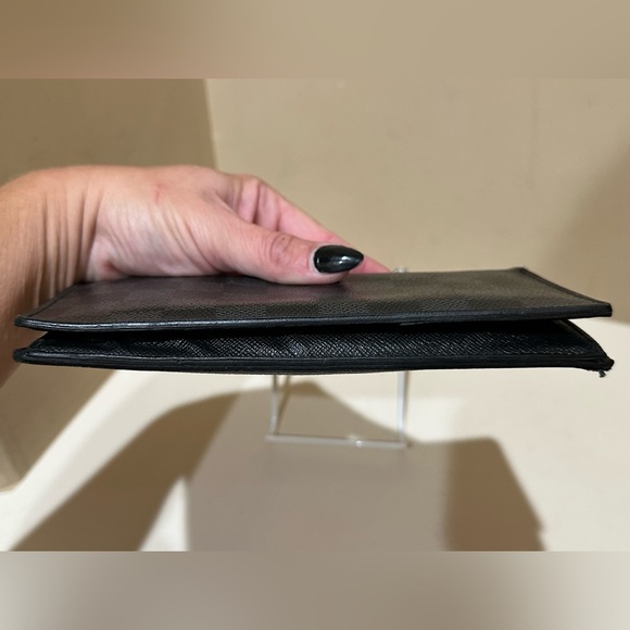 Louis Vuitton Damier Mens Long Wallet - Picture 10 of 11